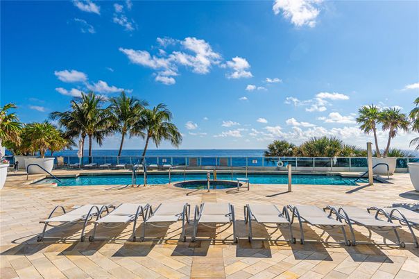 Exterior, Pool, Water