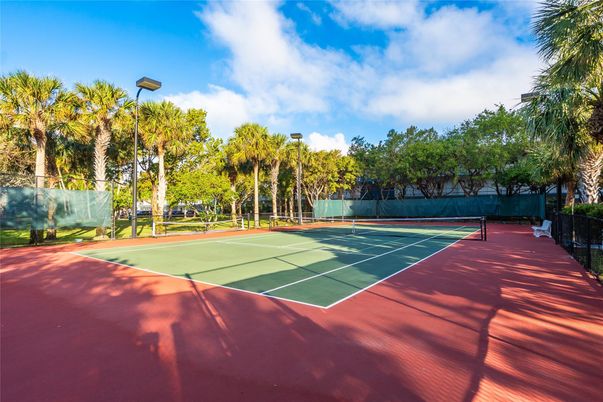 Exterior, Tennis Courts