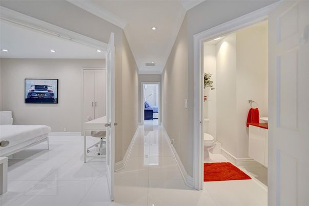 Bathroom, Interior, Recessed Lighting