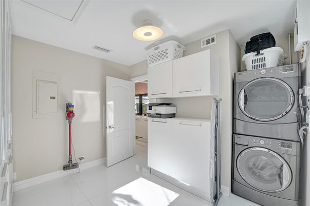 Interior, Utility Closets, Washer