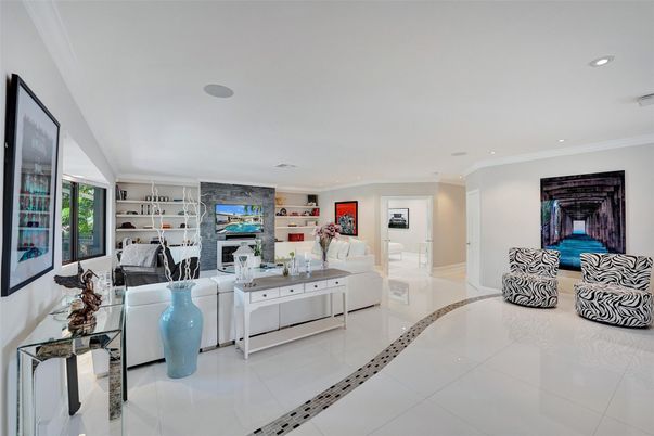 Fireplace, Interior, Living room, Recessed Lighting