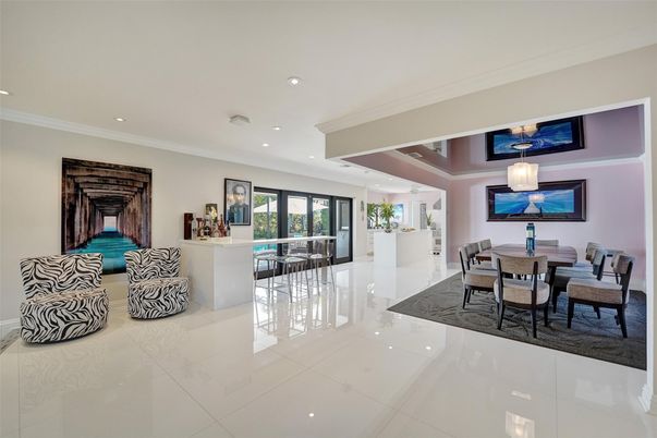 Dining room, Interior, Recessed Lighting