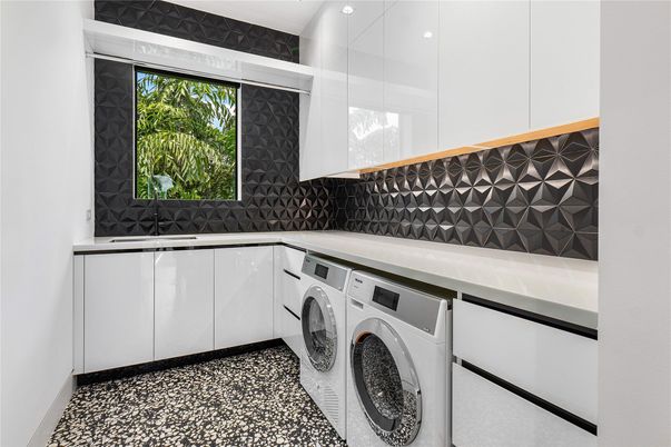Interior, Recessed Lighting, Washer