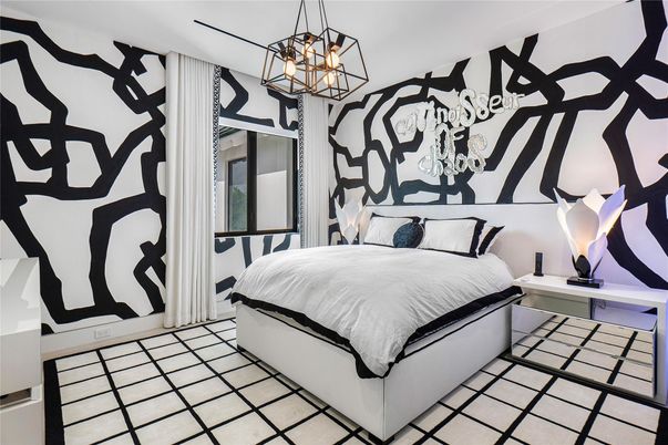 Bedroom, Chandelier, Interior, Pendant Lights