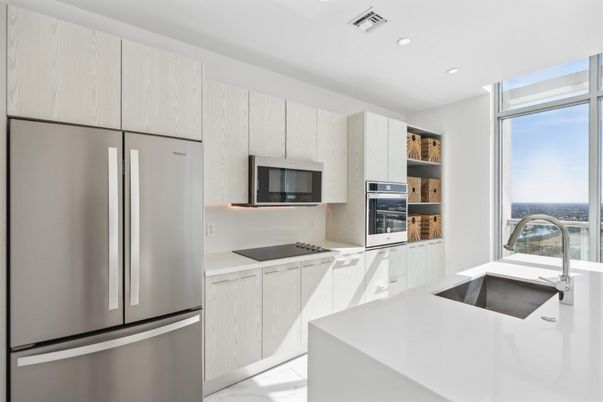 Interior, Kitchen, Marble, Recessed Lighting