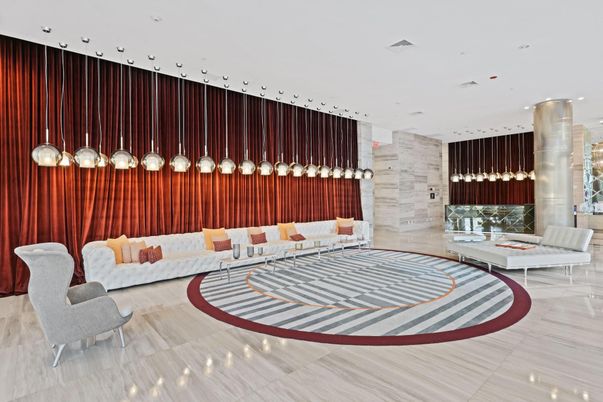Interior, Living room, Pendant Lights, Recessed Lighting