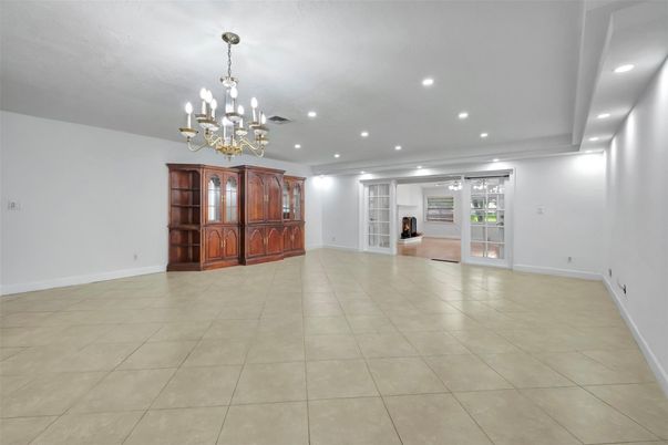 Chandelier, Empty room, Fireplace, Interior, Recessed Lighting