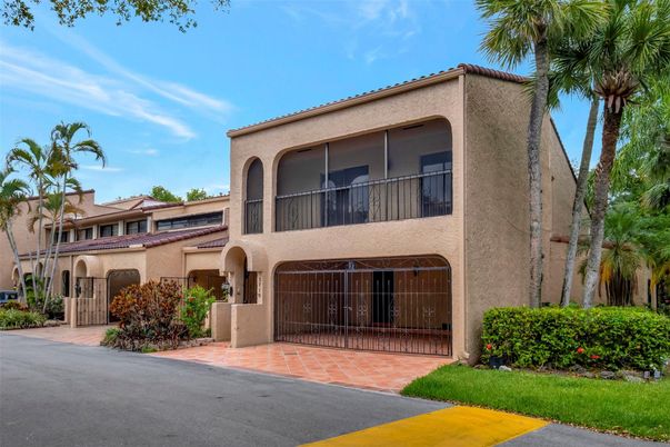 Backyard, Exterior, Facade, Mediterranean