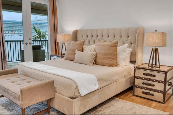 Bedroom, Interior, Water, Wood Texture Flooring