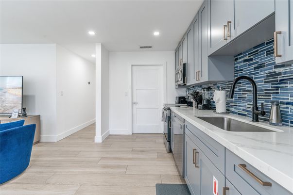 Interior, Kitchen, Recessed Lighting