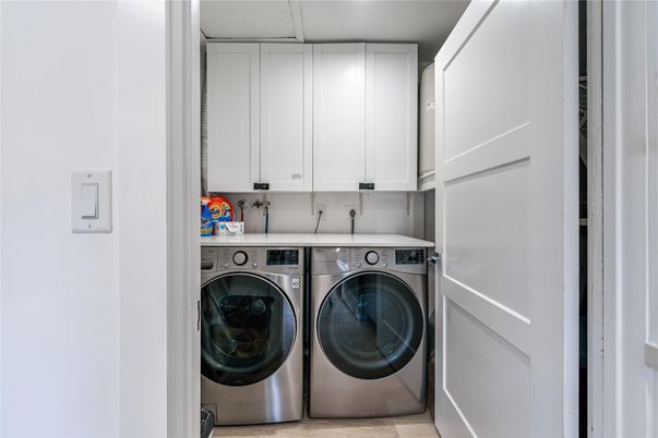 Interior, Washer
