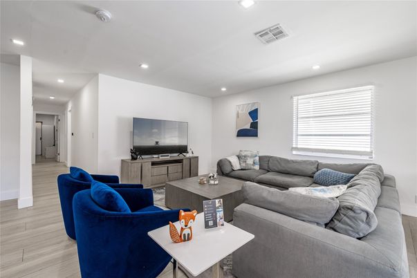 Interior, Living room, Recessed Lighting, Wood Texture Flooring