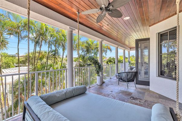 Interior, Sun Room, Wooden Ceilings
