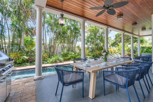 Exterior, Pendant Lights, Pool