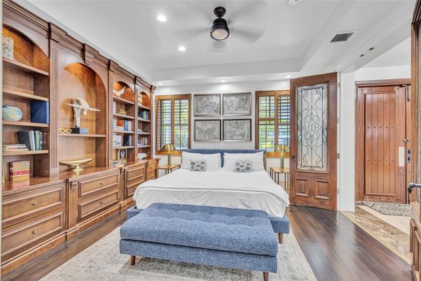 Bedroom, Interior, Recessed Lighting, Wood Texture Flooring
