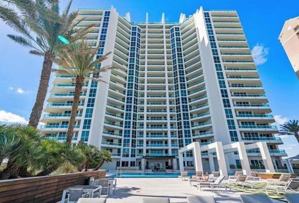 Exterior, Facade, Condo Building
