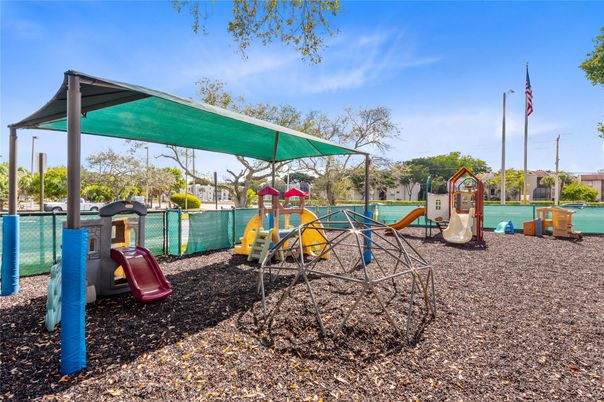Backyard, Exterior, Playground