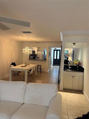 Chandelier, Dining room, Interior, Kitchen, Living room