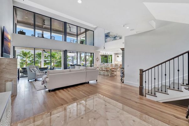 Dining room, Interior, Living room, Pendant Lights, Recessed Lighting, Wood Texture Flooring
