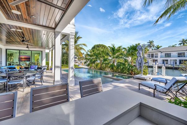 Exterior, Pool, Water