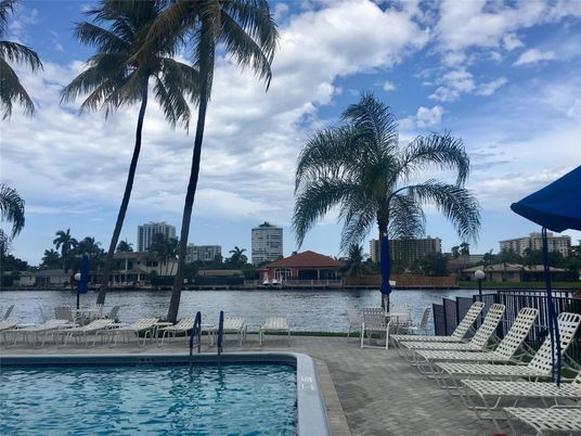 Exterior, Pool, Water