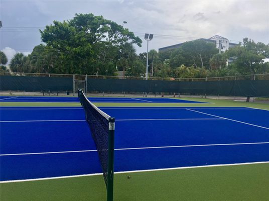 Exterior, Tennis Courts
