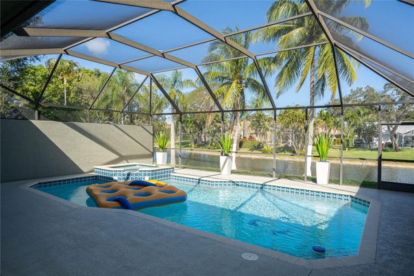 Glass Ceilings, Interior, Pool, Sun Room, Water