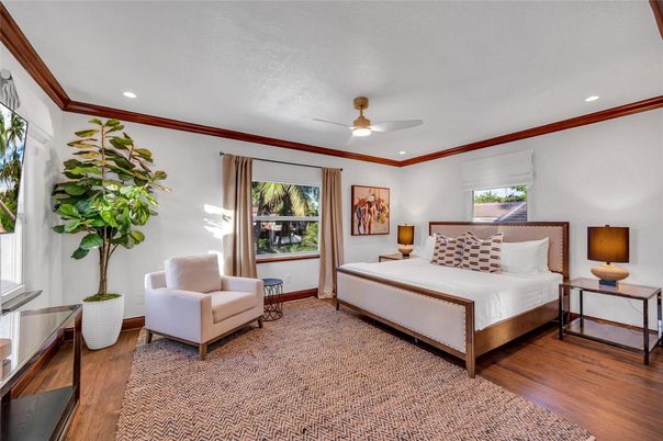 Bedroom, Interior, Recessed Lighting, Wood Texture Flooring