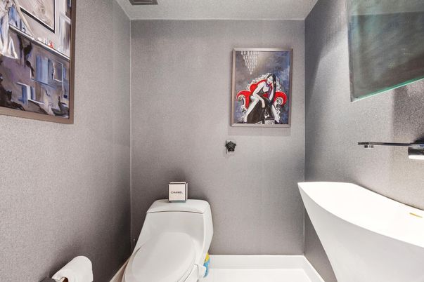 Bathroom, Interior