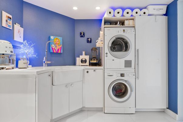 Interior, Recessed Lighting, Utility Closets, Washer
