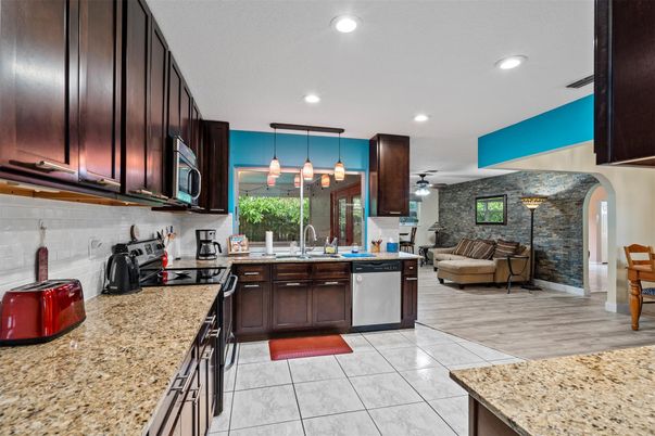 Interior, Kitchen, Pendant Lights, Recessed Lighting, Stone Walls