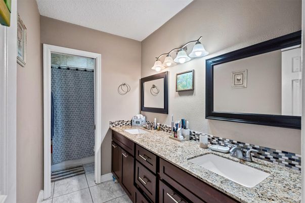 Bathroom, Dual Sink Vanities, Interior