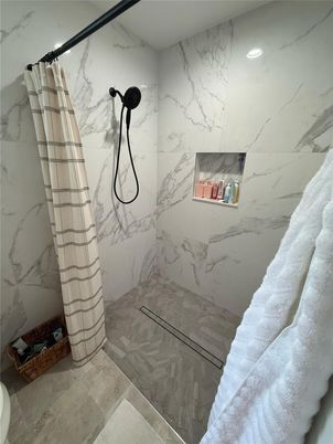 Bathroom, Interior, Marble Walls, Recessed Lighting