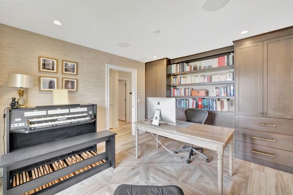 Home Office, Interior, Piano, Recessed Lighting, Wood Texture Flooring