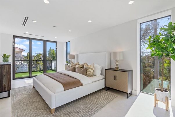 Bedroom, Interior, Recessed Lighting