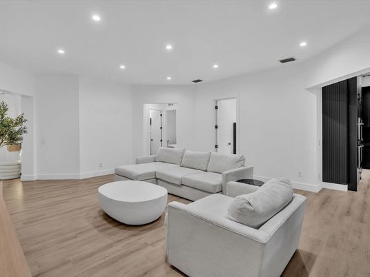 Interior, Living room, Recessed Lighting, Wood Texture Flooring