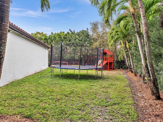 Backyard, Exterior, Playground