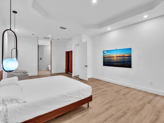 Bedroom, Interior, Pendant Lights, Recessed Lighting, Wood Texture Flooring