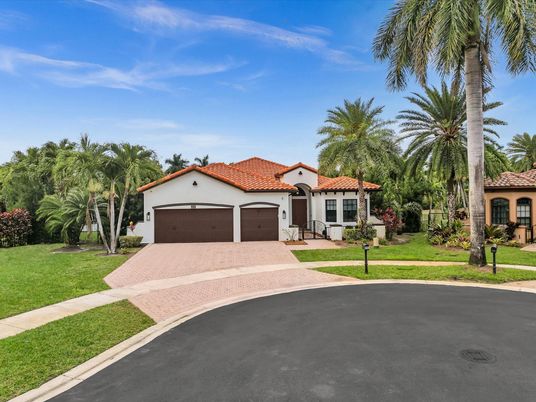 Attached, Exterior, Facade, Spanish Mediterranean