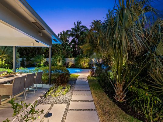 Backyard, Exterior, Pool