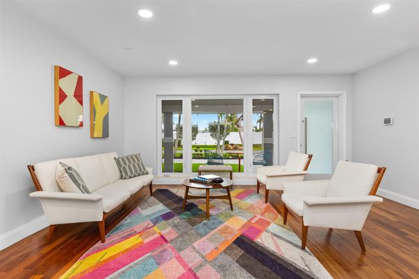 Interior, Living room, Recessed Lighting, Wood Texture Flooring