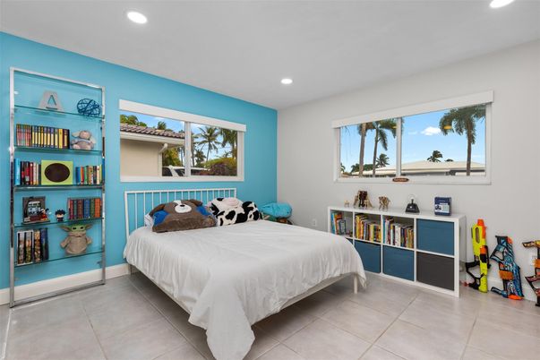 Bedroom, Interior, Recessed Lighting
