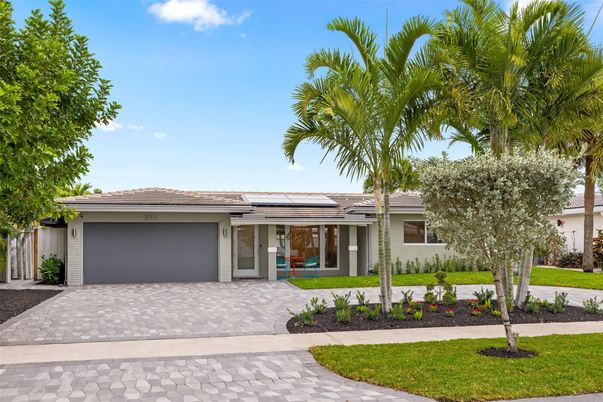 Attached, Exterior, Facade, Solar Panels, Ranch