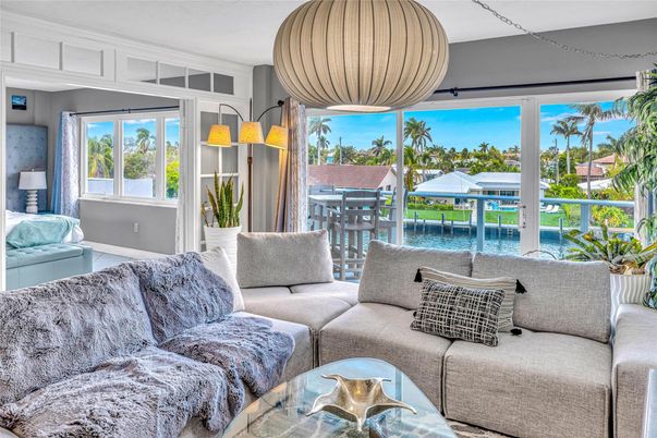Interior, Living room, Water
