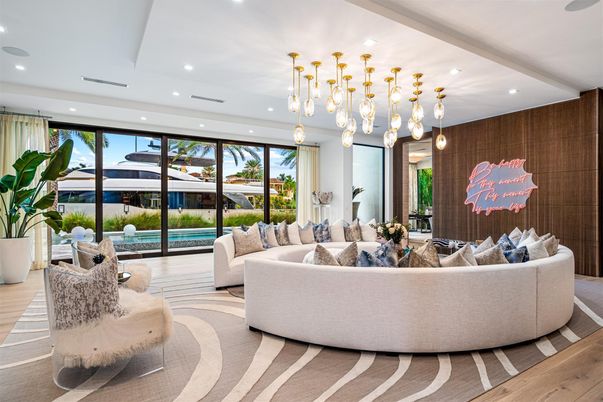 Interior, Living room, Pendant Lights, Recessed Lighting, Wood Texture Flooring