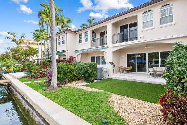 Backyard, Exterior, Water
