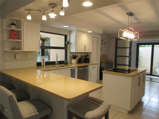 Interior, Kitchen, Pendant Lights, Recessed Lighting