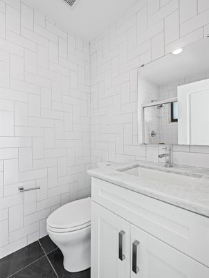 Bathroom, Interior, Recessed Lighting