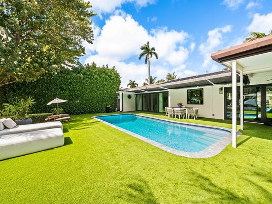 Backyard, Exterior, Pool