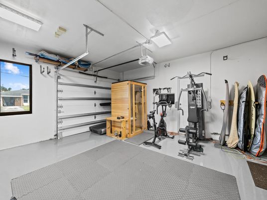 Fitness Equipment, Garage, Interior